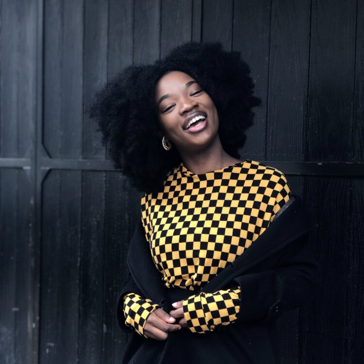 sofiyat ibrahim feet 3