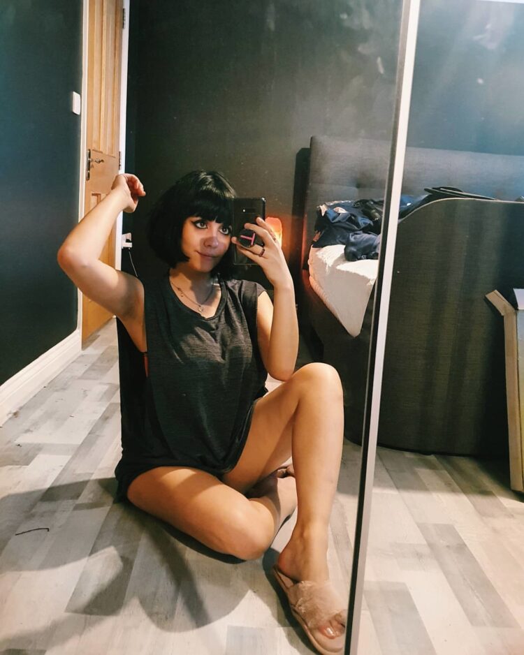 soheila clifford feet 1