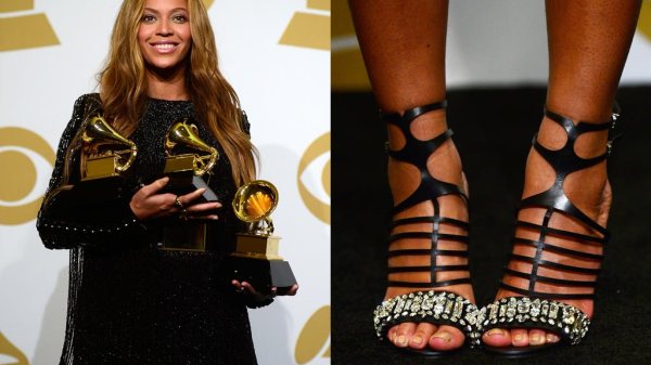 solange damascena feet 6