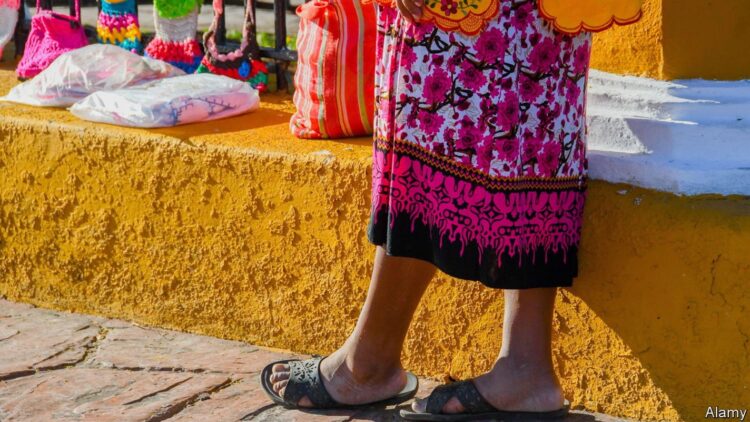 soledad alvear feet 3