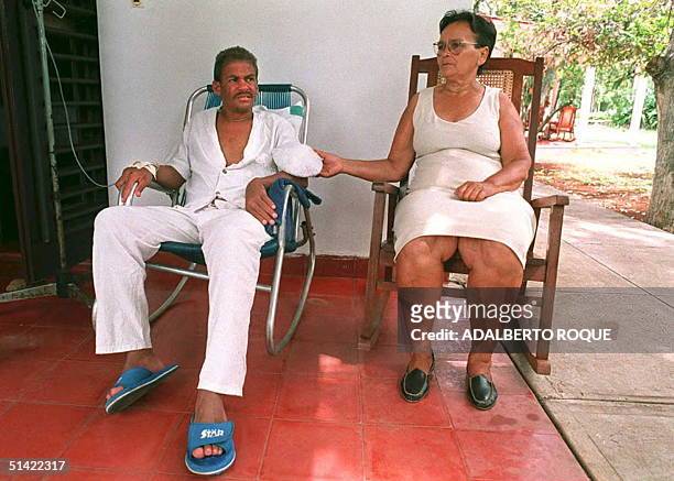 soledad alvear feet 4