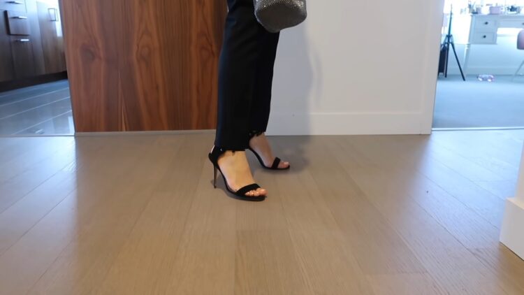 sona gasparian feet 2