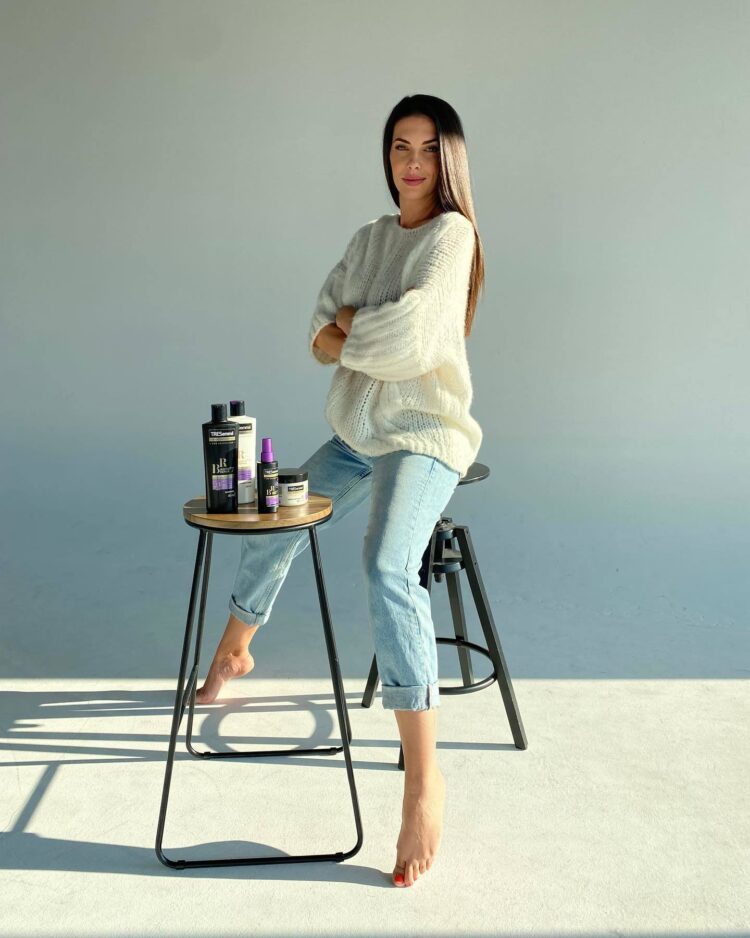 sona skoncova feet 4