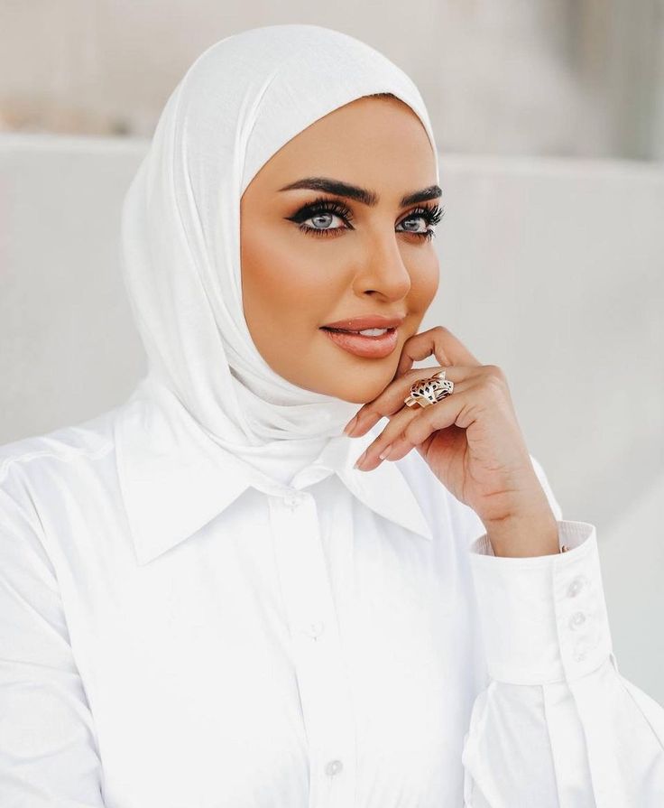 sondos alqattan feet 6