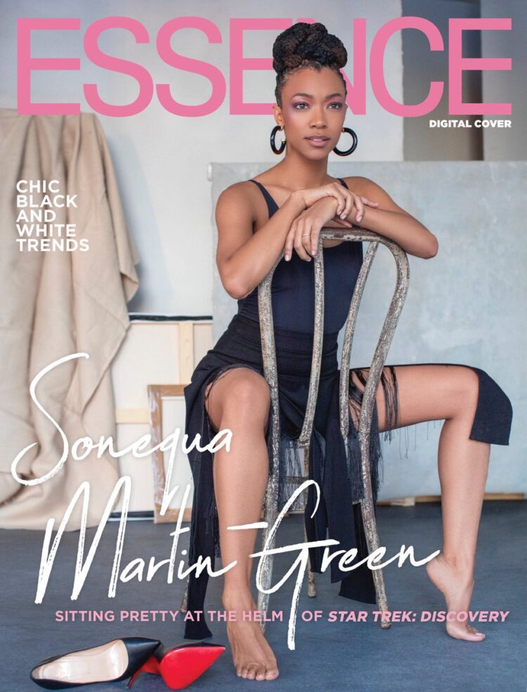 sonequa martin green feet 6