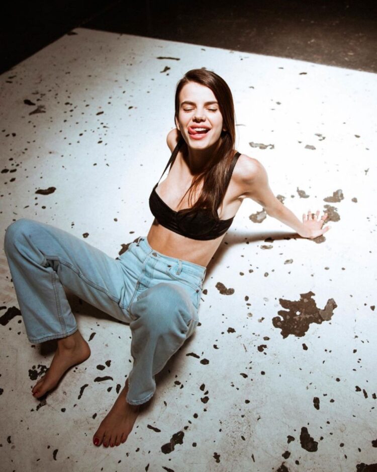 sonia ben ammar feet 5