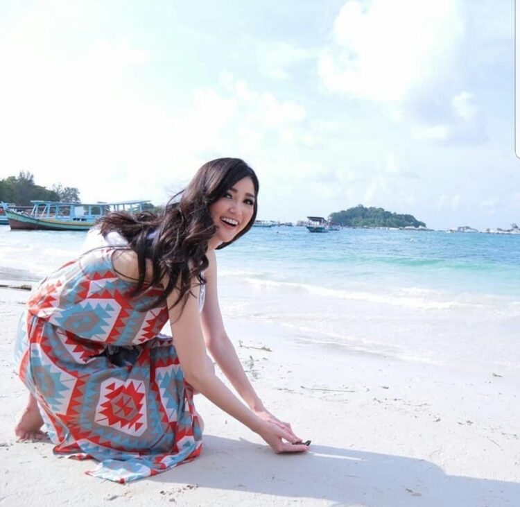 sonia fergina citra feet 4