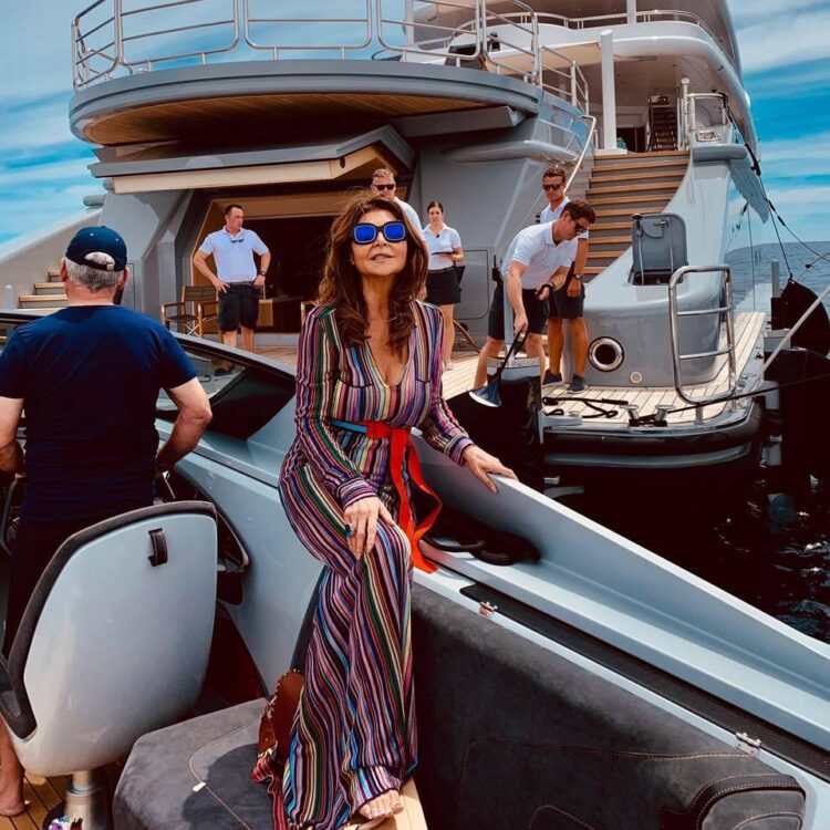 sonia nassery cole feet 5