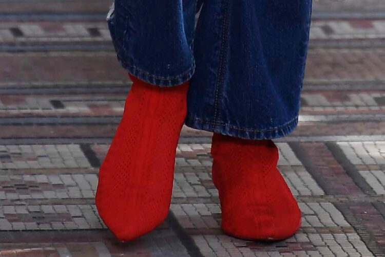 sonia styling feet 5