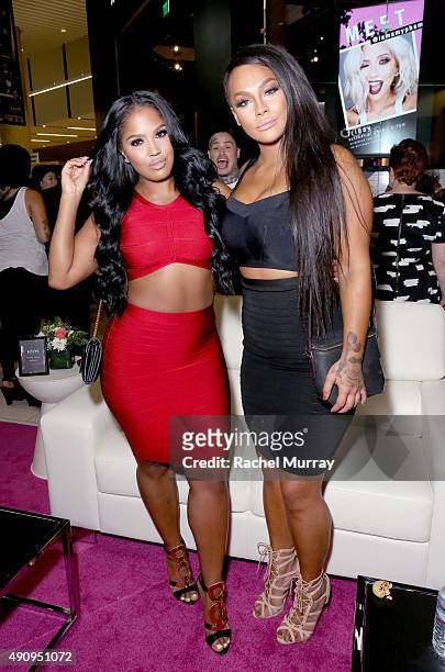 sonjdra deluxe feet 4