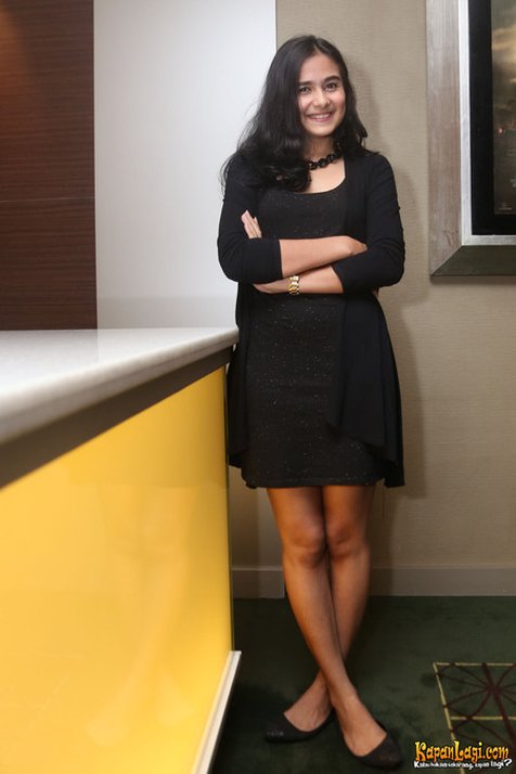 sonya fatmala feet 6