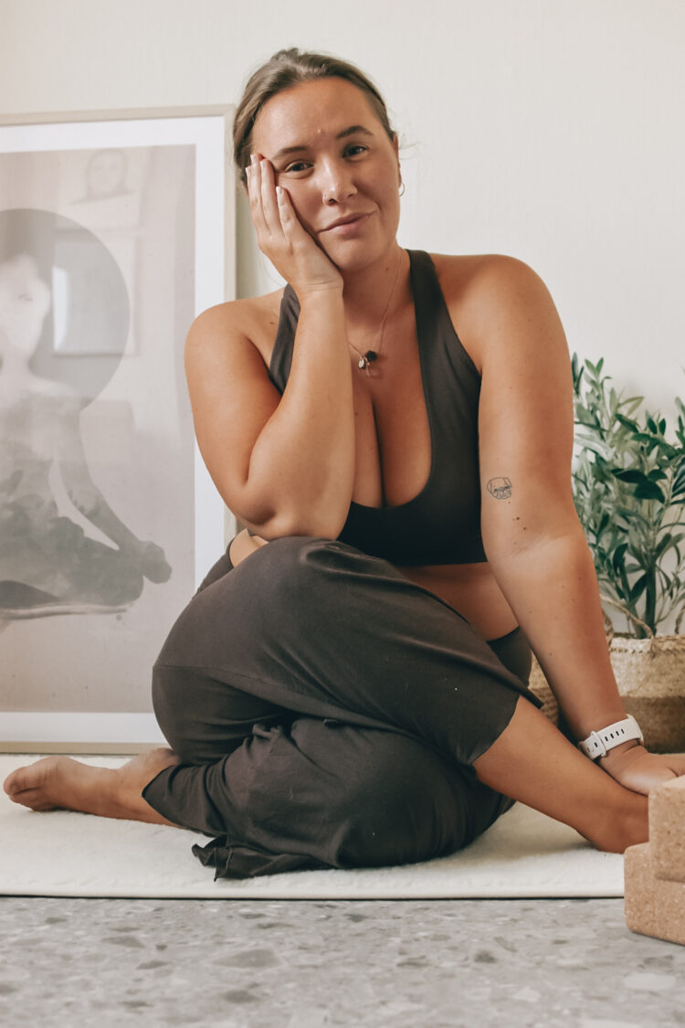 sophia anderberg feet