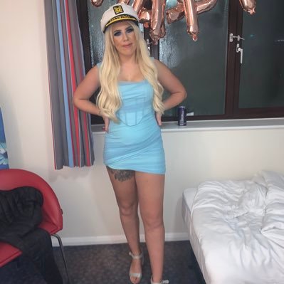 sophia bennett feet 2