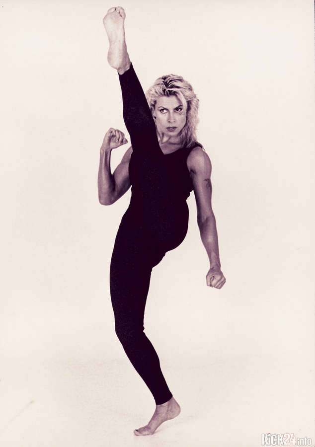 sophia crawford feet 4