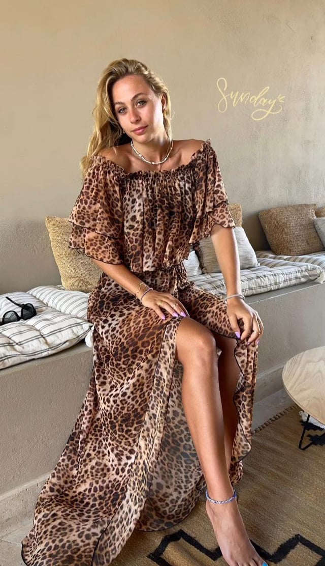 sophia floersch feet 1