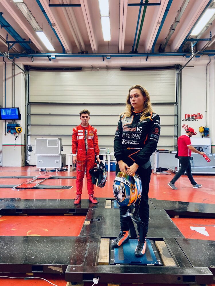 sophia floersch feet 5