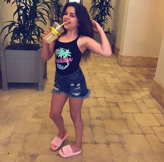 sophia grace brownlee feet 2