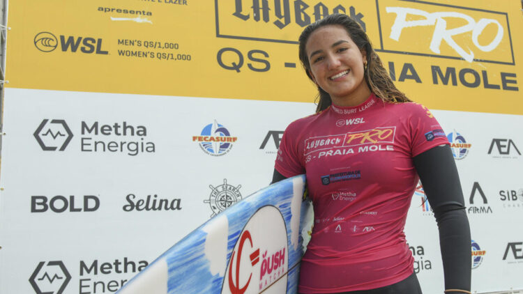 sophia medina feet 6