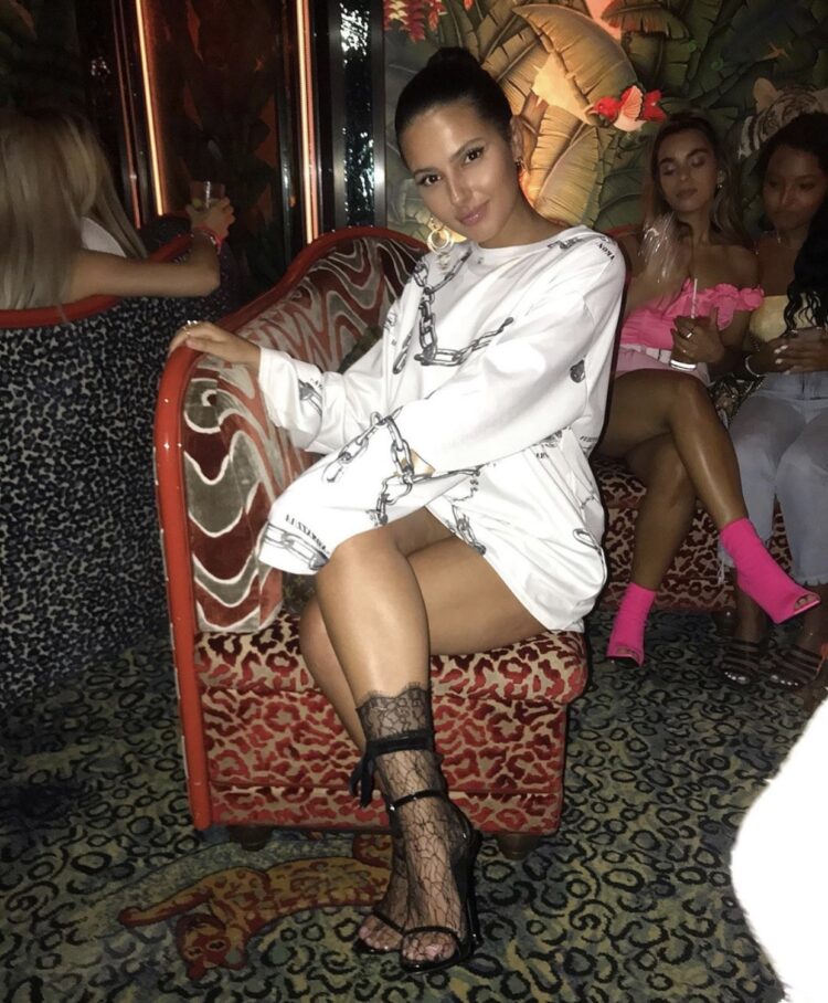 sophia saffarian feet 4