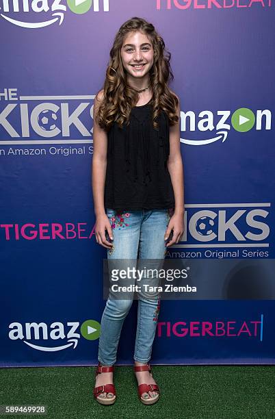 sophia schloss feet 3