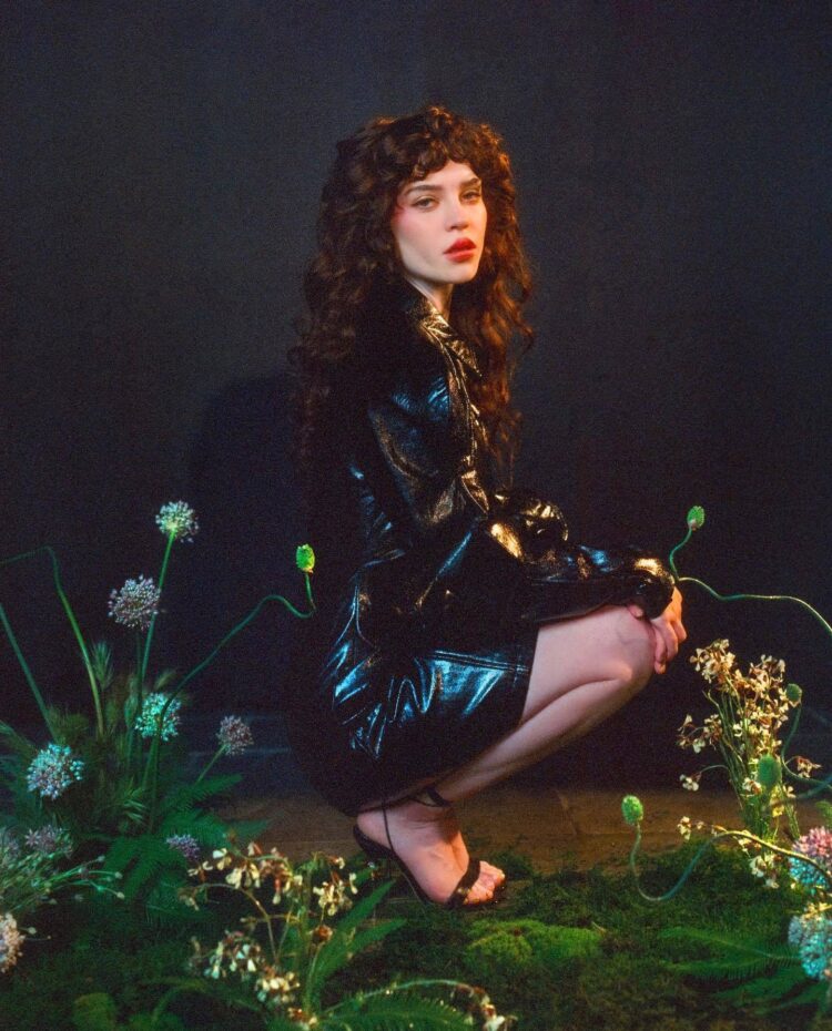 sophie bathsheba thatcher feet 4