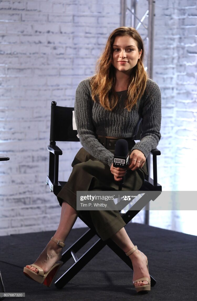 sophie cookson feet 6