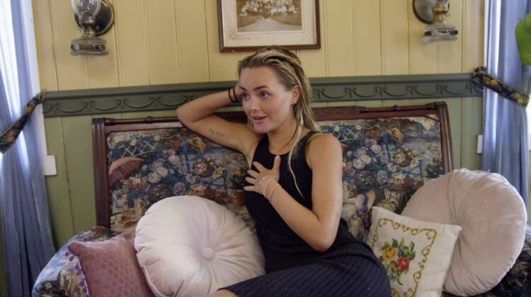 sophie elise isachsen feet 6 scaled