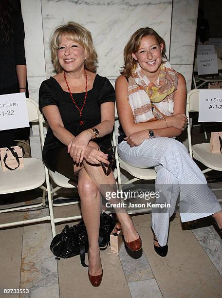 sophie frederica alohilani von haselberg feet 1