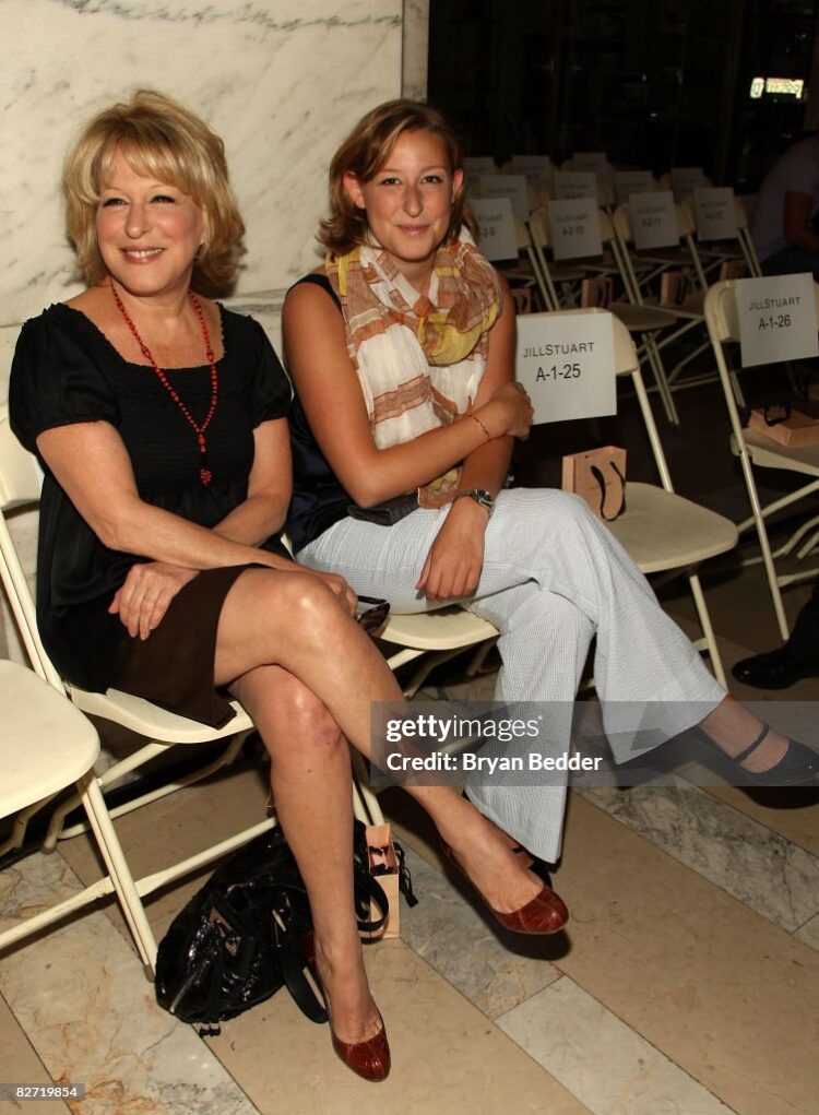 sophie frederica alohilani von haselberg feet