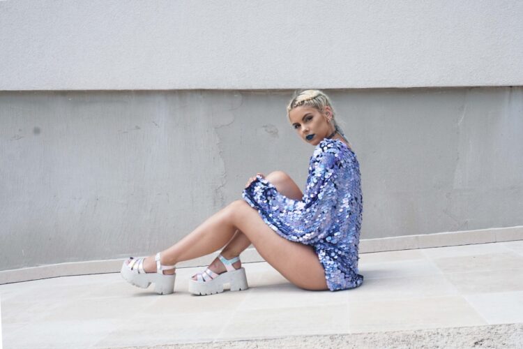 sophie hannah richardson feet 3 scaled