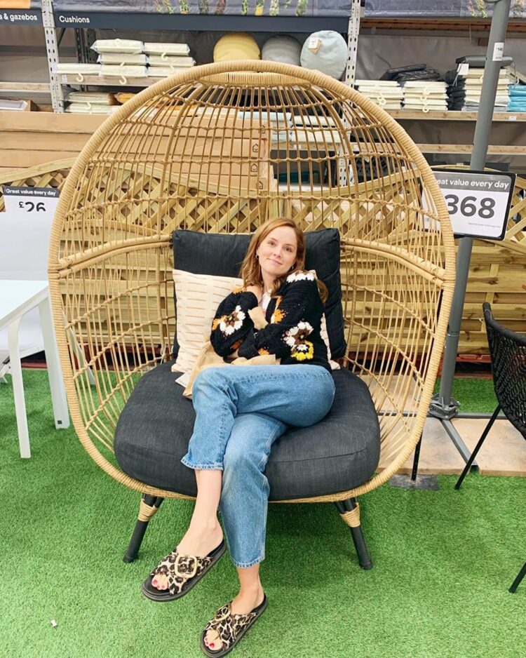 sophie rundle feet 5