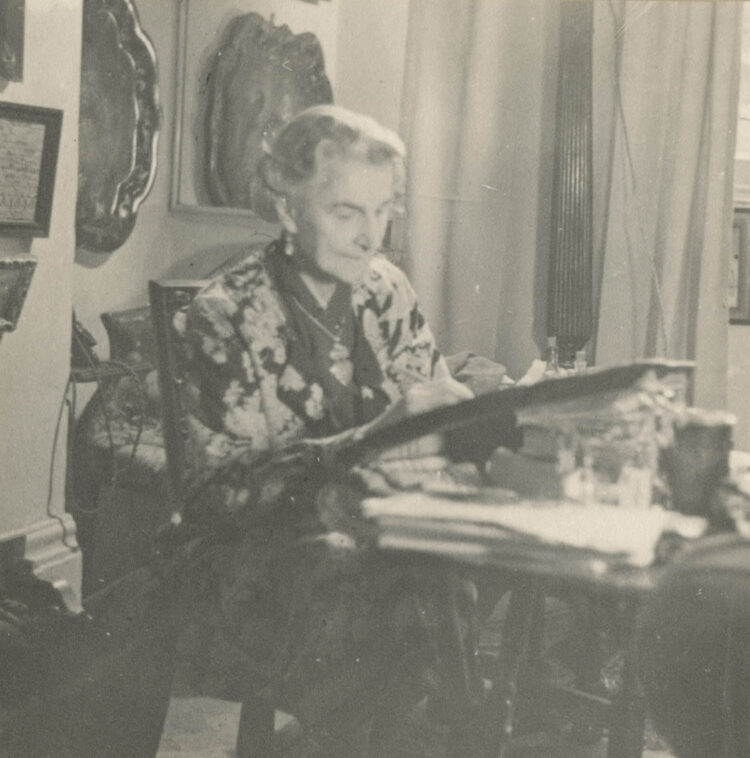 sophie theresa pemberton feet 3