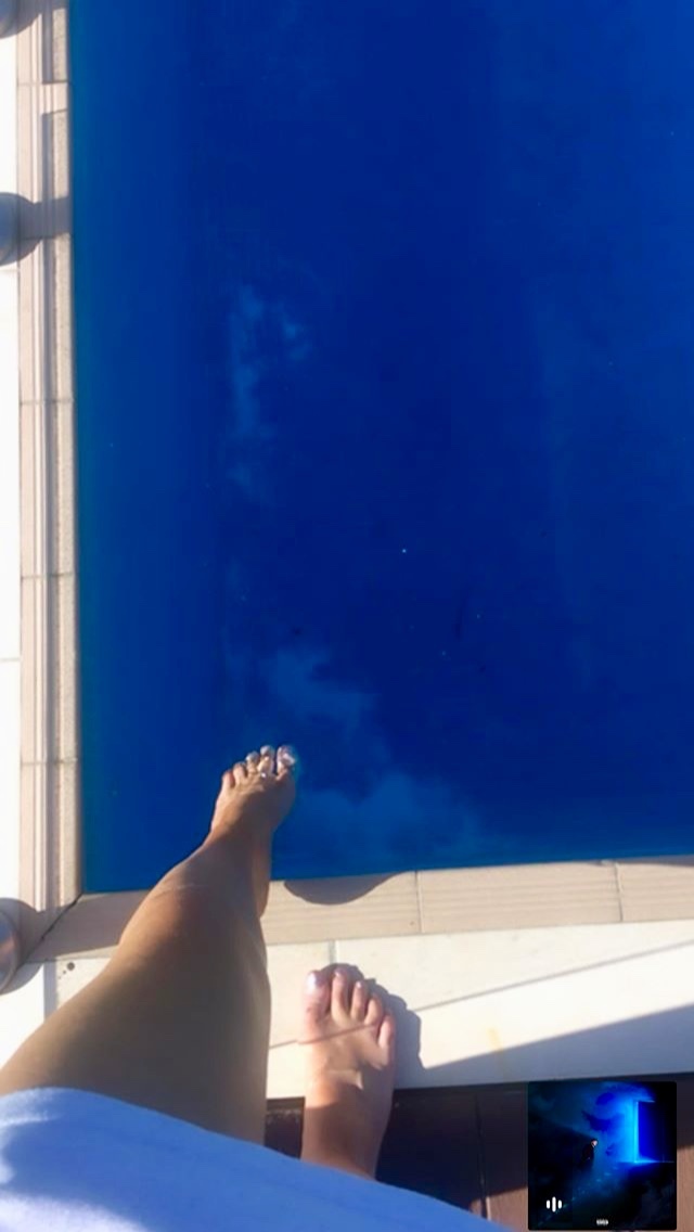 sophie vavasseur feet 3