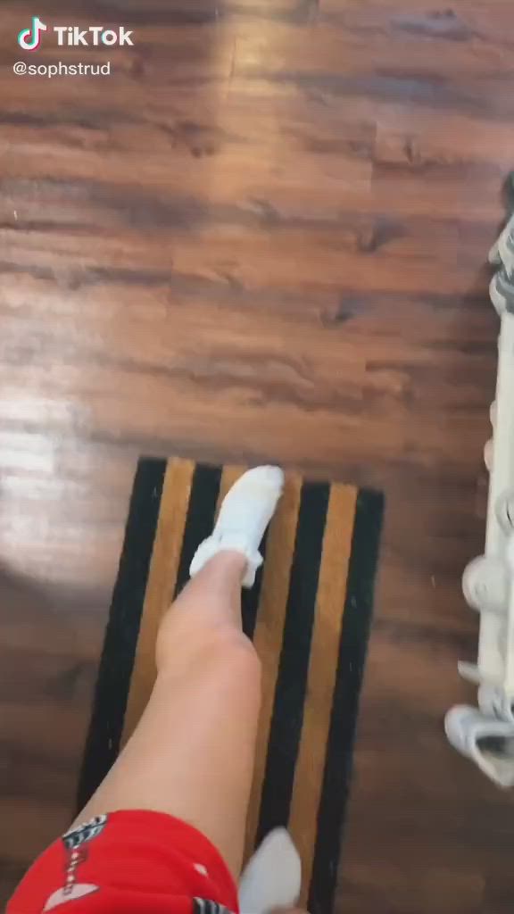sophstrud feet 4