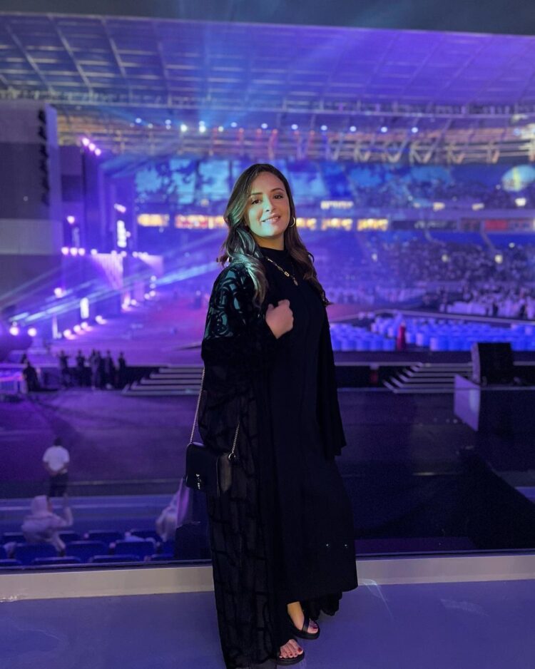 souhila mallem feet 6