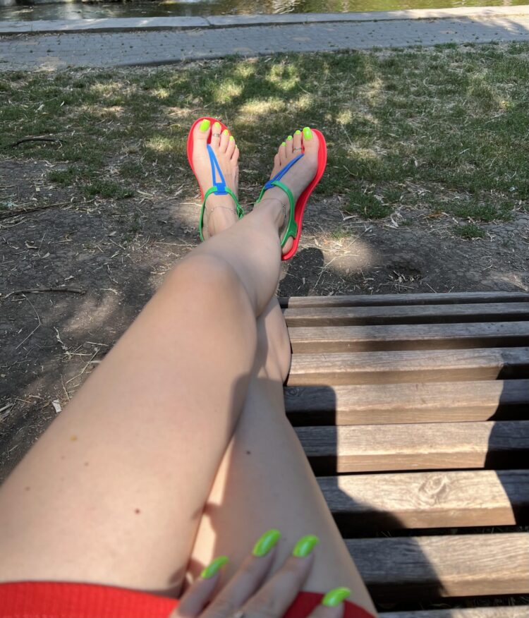 spooder woman feet 1 scaled