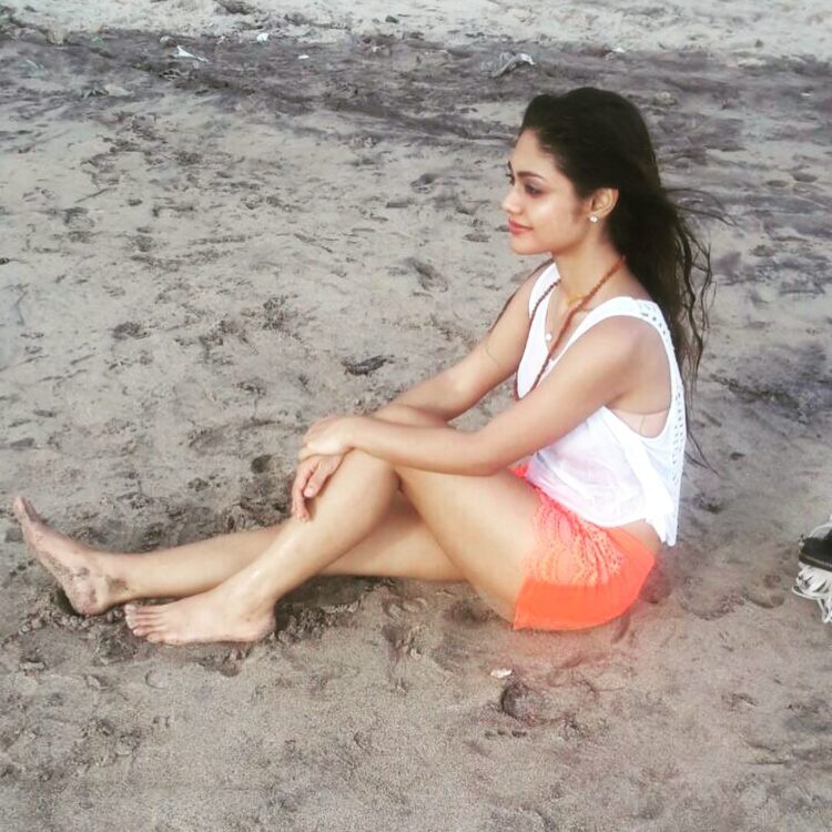 sreejita de feet 4