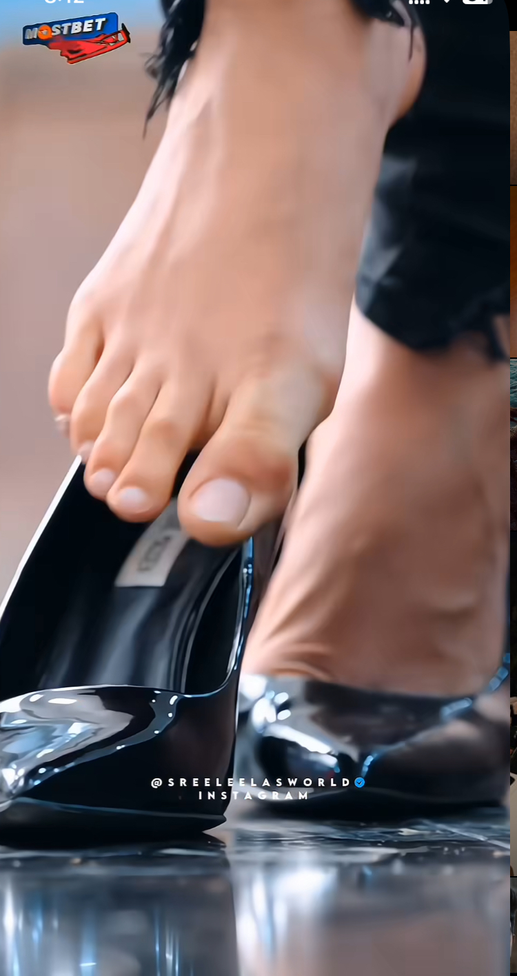 sreeleela feet 1