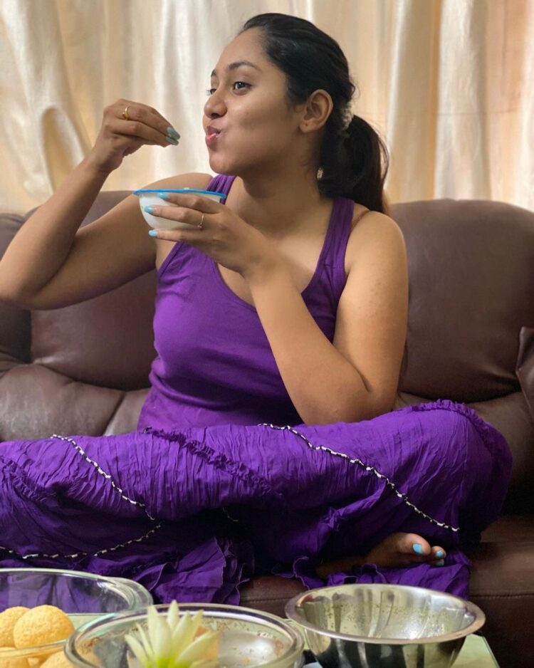 sreethu krishnan feet 1