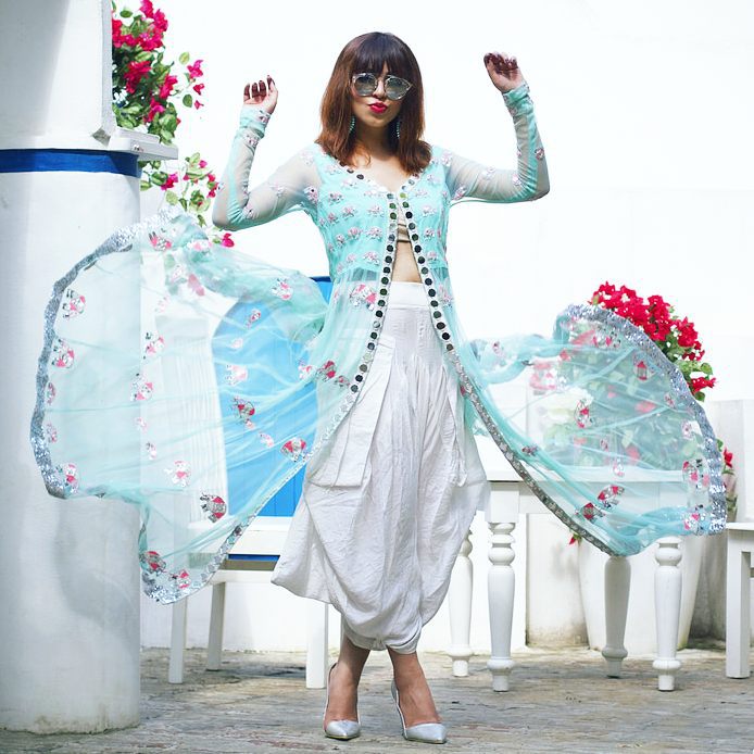 srish stylefashionetc feet 3