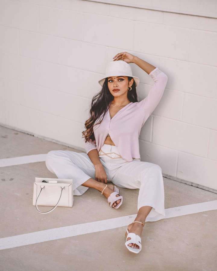 sruthi jayadevan feet 2