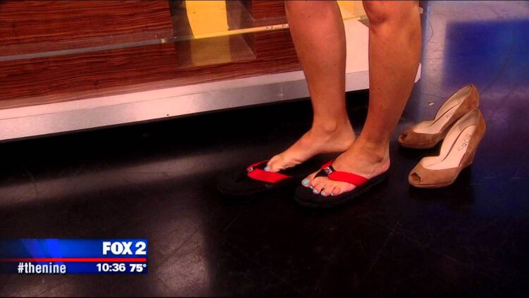 starr andrews feet 3