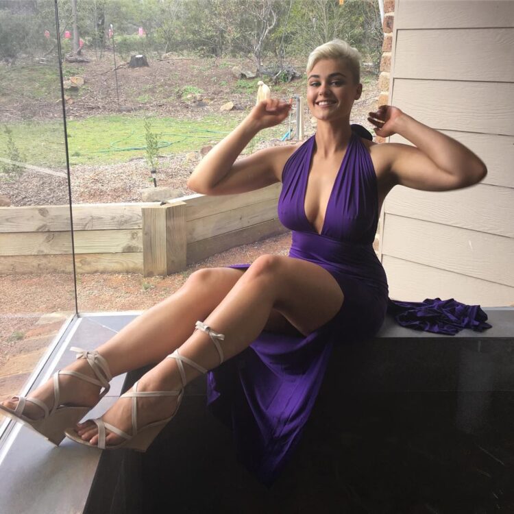stefania ferrario feet 6