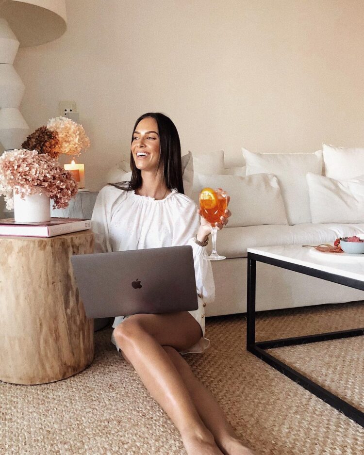 steffanie tzaneros feet 3