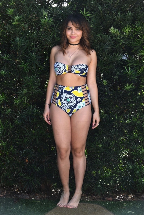 stella hudgens feet 4