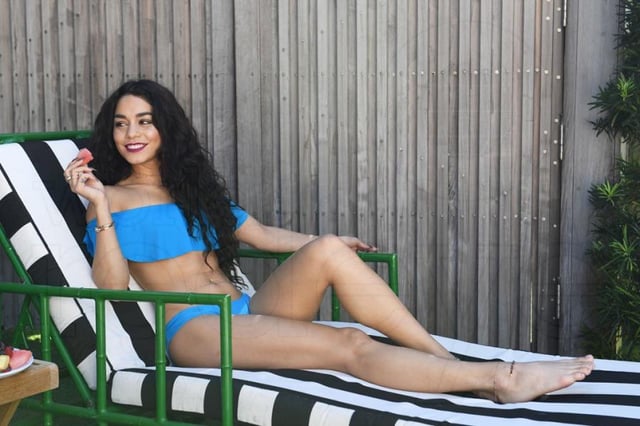 stella hudgens feet 5