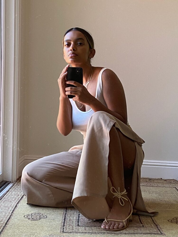 stella simona feet scaled