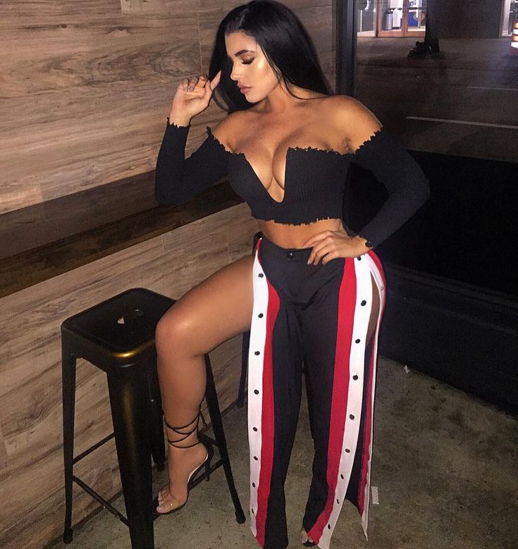 stephanie acevedo feet 2