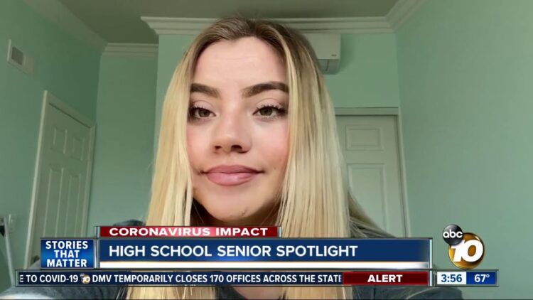 stephanie alvarez feet 4