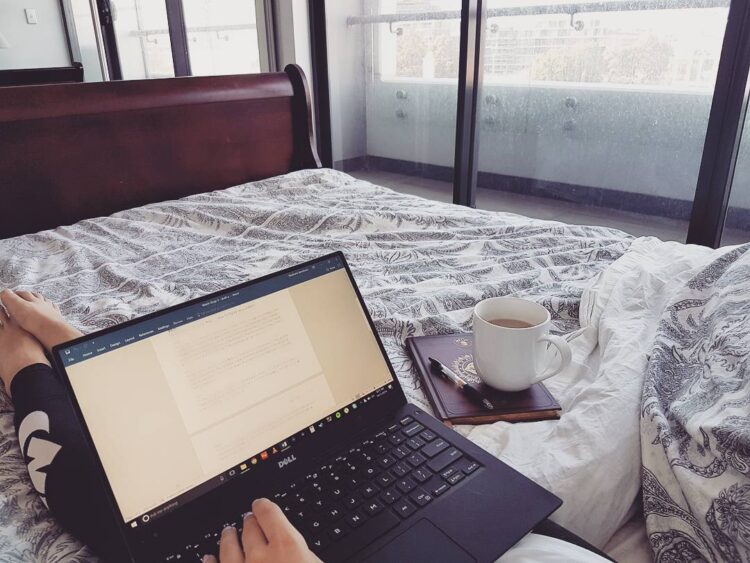 stephanie bendixsen feet 6